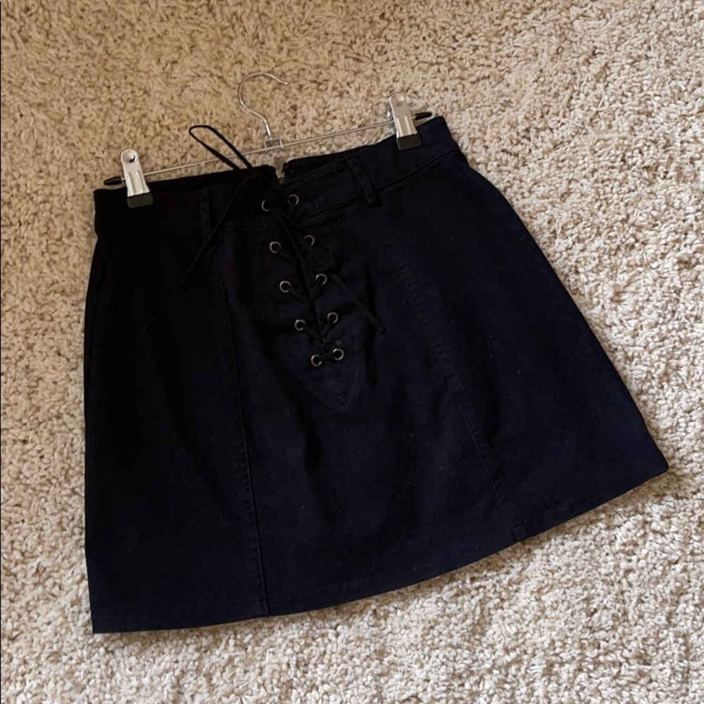 Small Black skirt
